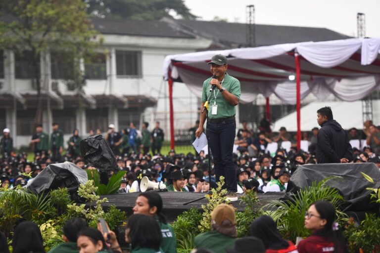 Prof Muryanto Tekankan Kemampuan Komunikasi di PKKMB USU