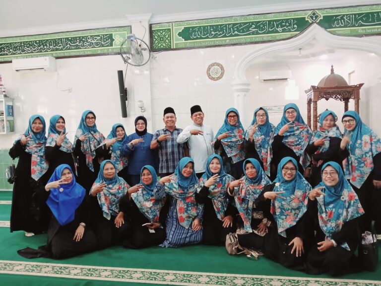 Peringatan Maulid Nabi di Desa Medan Estate Jadi Momentum Membangun Masyarakat Beriman