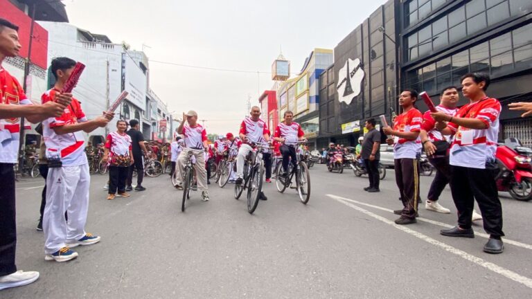 Pj Sekdaprov Sumut Ajak Masyarakat Isi Kemerdekaan dengan Karya, Prestasi, dan Semangat Persatuan