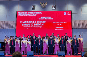 Paduan Suara CLARABELLE SMAN 12 Medan Menjuarai Tingkat Internasional 