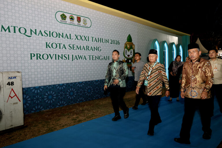 Wagub Surya Bawa Pesan Gubernur Bobby Nasution untuk Kafilah Sumut di MTQ Nasional XXXI Semarang