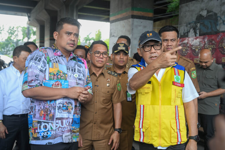Gubernur Bobby Pastikan Penanganan Banjir Jalan Letda Sujono Dimulai 2027