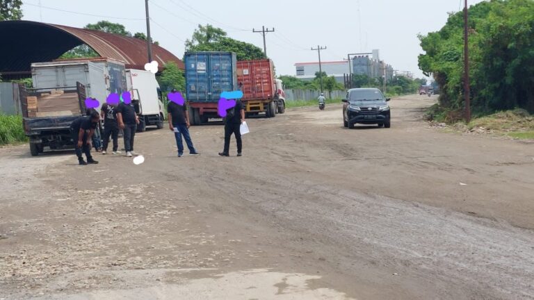 Akses Truk Dihadang, Pelaku Usaha Khawatir Ketidakpastian Bisnis di Pergudangan Intan
