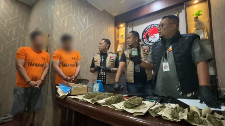 Rumah Kos  di Jalan Garpu Medan Petisah Jadi Transit Narkoba, Polisi Ringkus Dua Pengedar Sabu dan PG