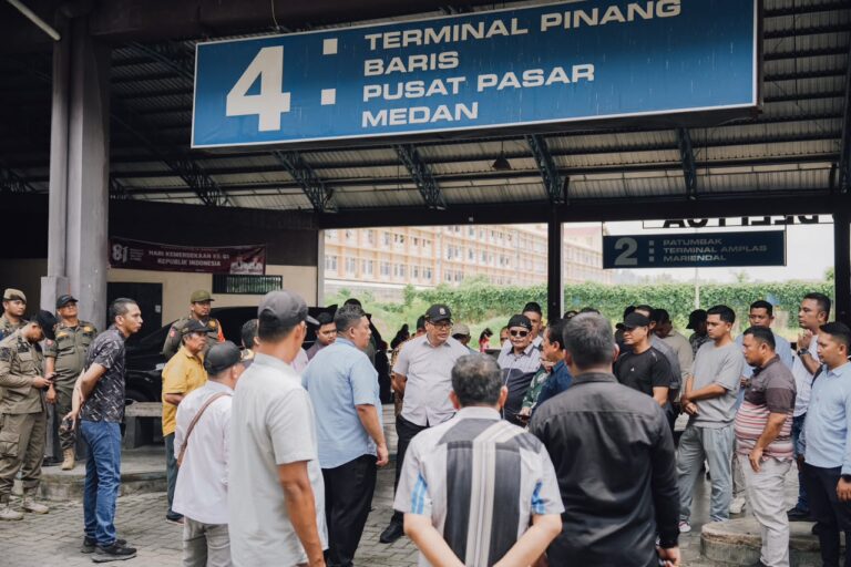Bupati Asri Ludin Tinjau Pasar dan Terminal Deli Tua, Pastikan Kesiapan Dukung BRT Mebidang