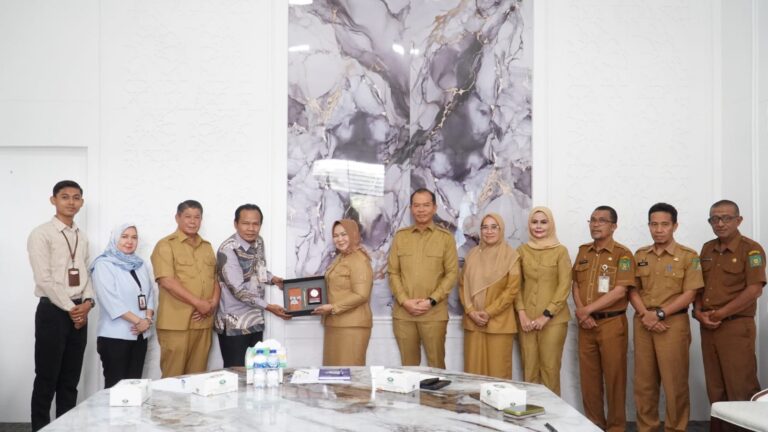 Plt. Bupati Tiorita Minta Bank Sumut Perkuat Layanan untuk Langkat