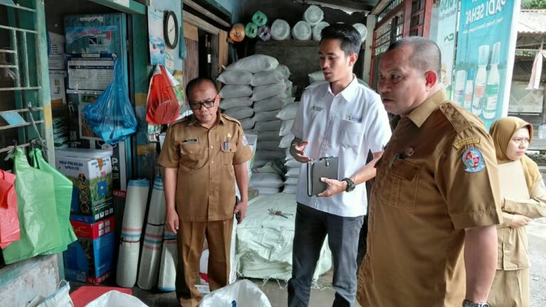 Pemkab Deli Serdang – PT Pupuk Indonesia Cek Penyaluran Pupuk Subsidi di Hamparan Perak