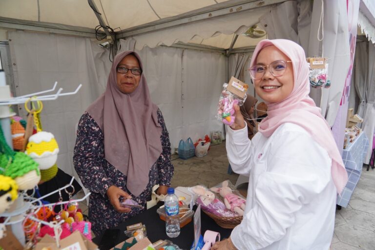 Pertamina Patra Niaga Regional Sumbagut Hadirkan 5 Mitra Binaan, Promosikan Produk Lokal di Rekor MURI Memasak dengan Bright Gas