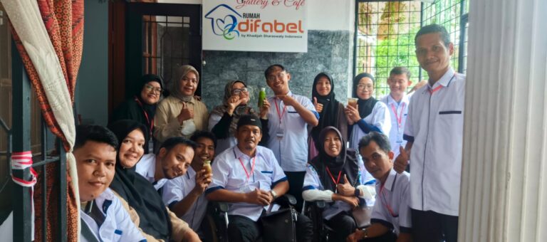 Penyuluh Agama Islam KUA Pantai Cermin Dorong Kemandirian Ekonomi Komunitas Disabilitas