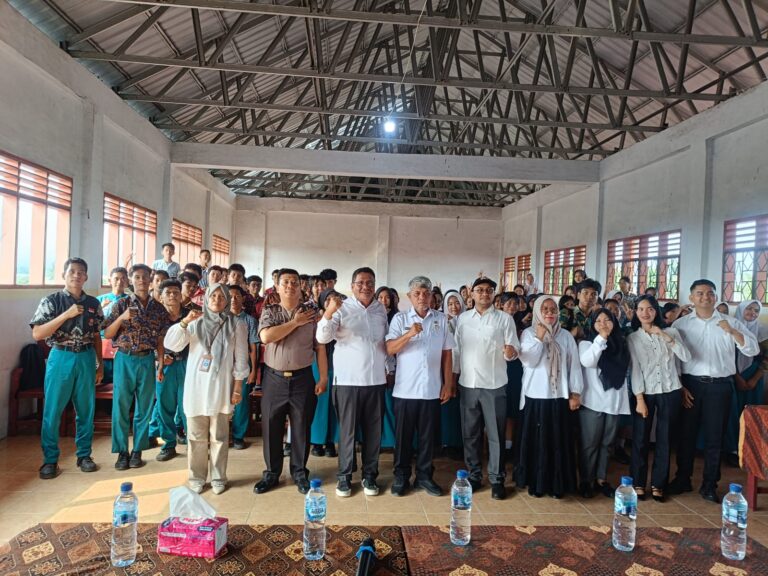 Binmas Polrestabes Medan  Ajak Pelajar SMA Pencawan Tolak Narkoba