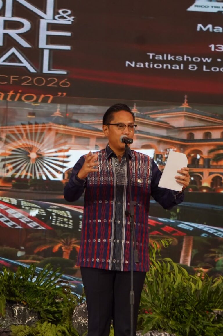 Wali Kota Dorong Ulos Menembus Pasar Fesyen Dunia