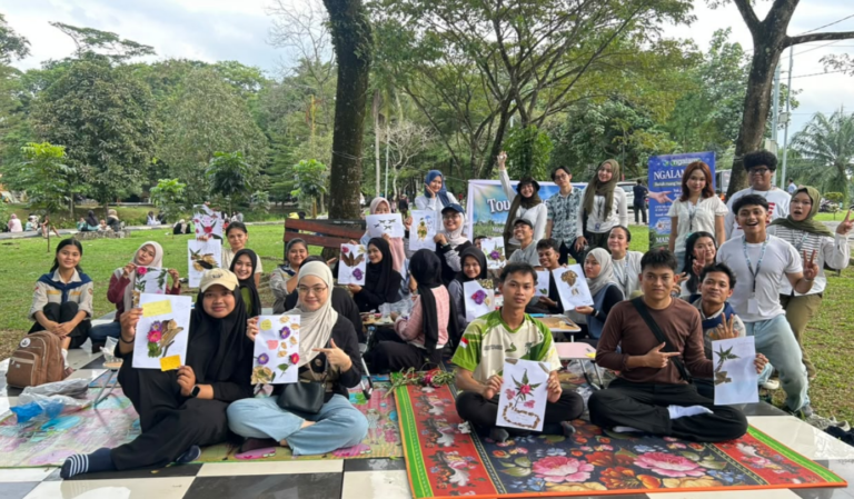 Generasi Muda Kembali Terhubung dengan Alam